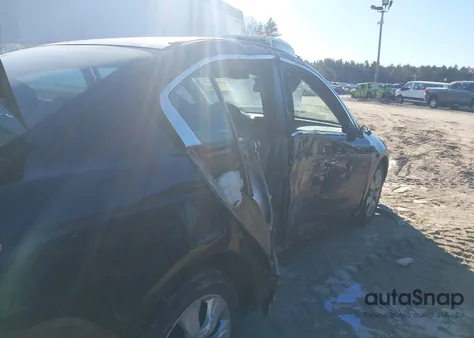 2010 Honda Accord 2.4 Ex from USA, damaged, VIN 1HGCP2F71AA021705